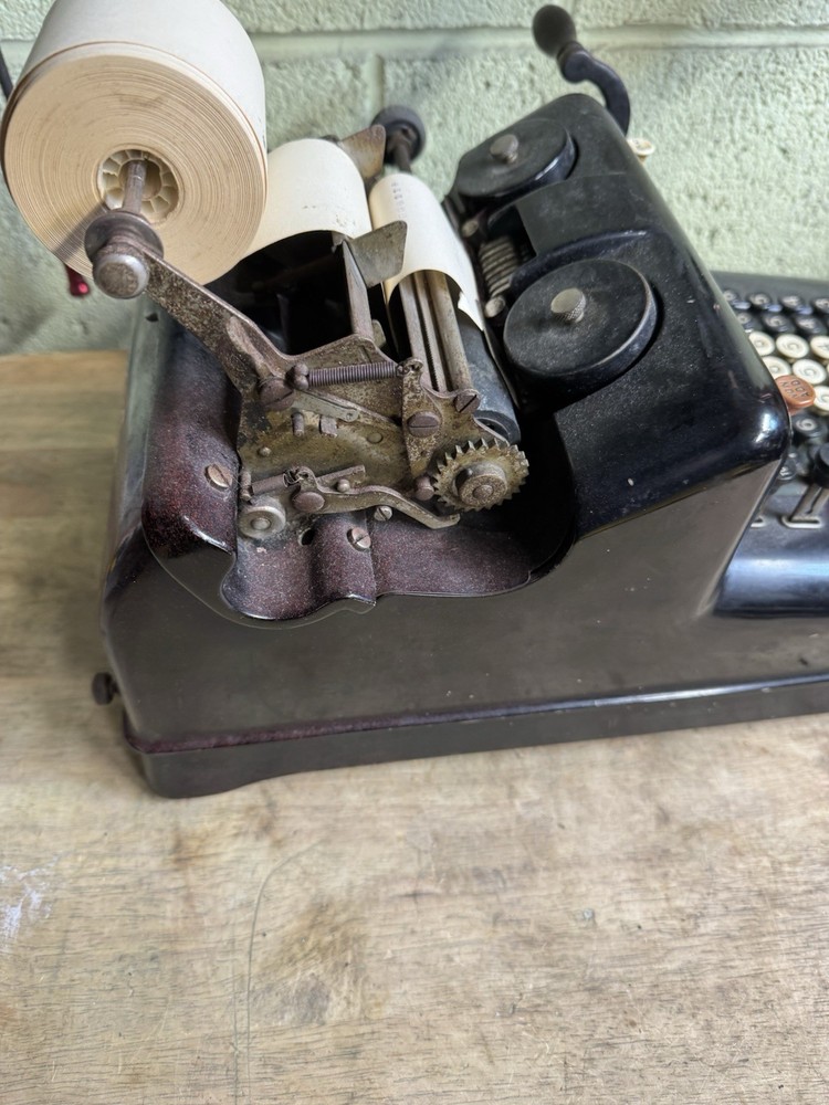 Antique Burroughs Class Adding Machine Appears To Work