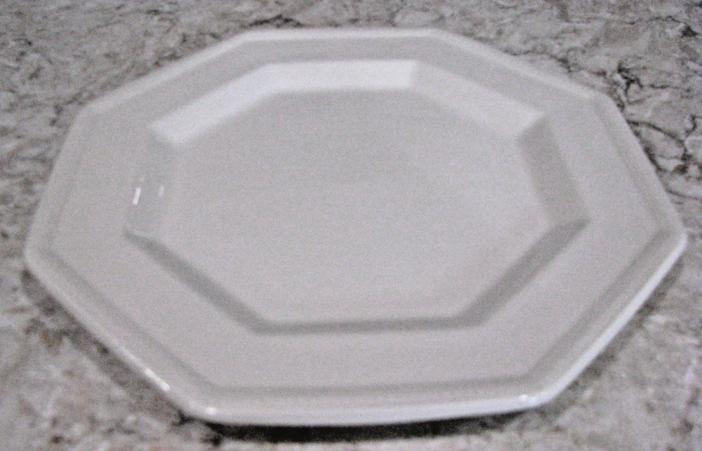Johnson Brothers, Heritage White, Salad Plates, Octangular 7.5", Made in England