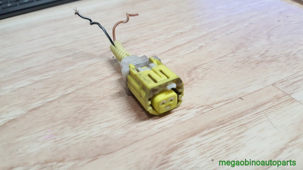 2011 - 2019 INFINITI Q70 connector front crash sensor oem