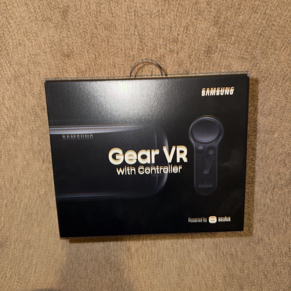Samsung Gear VR with Controller Virtual Reality Headset Black Powered by Oculus