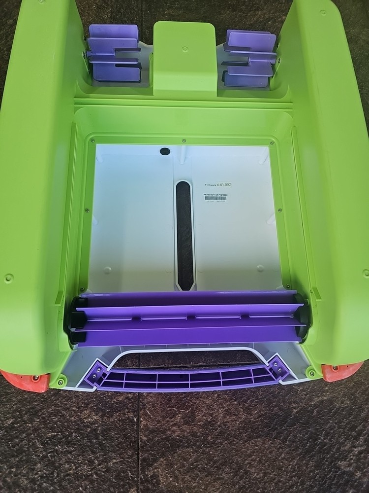 ARIEL by Solar Breeze Robotic Pool Skimmer