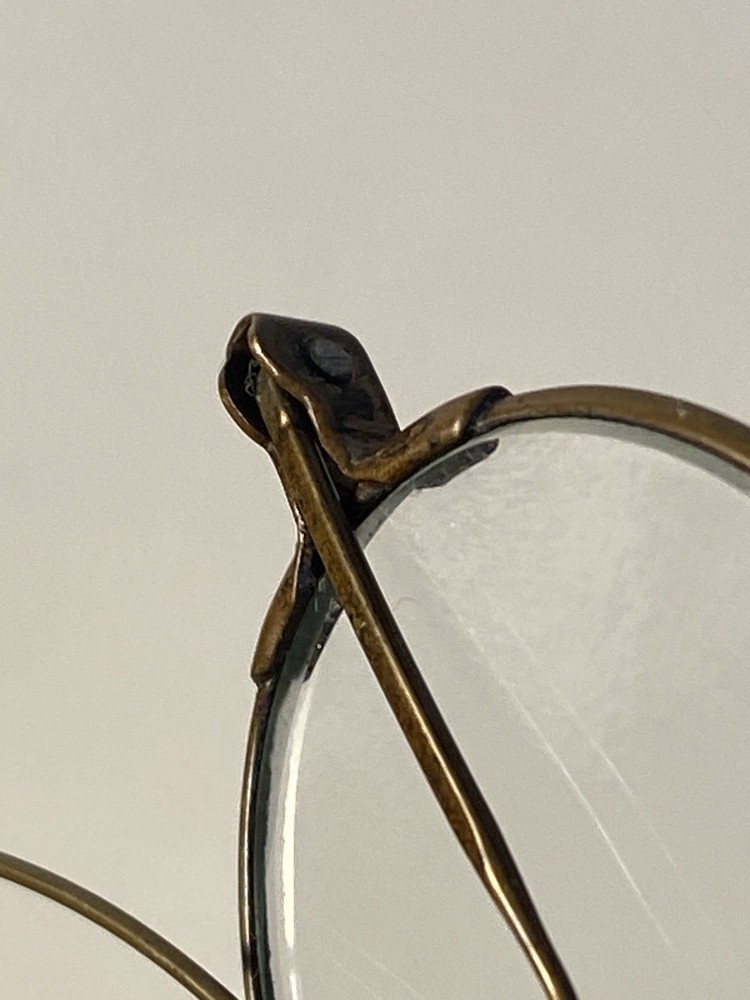 Antique Eyeglass Frames Metal Saddle Bridge Brass Wire Temple Early Frames