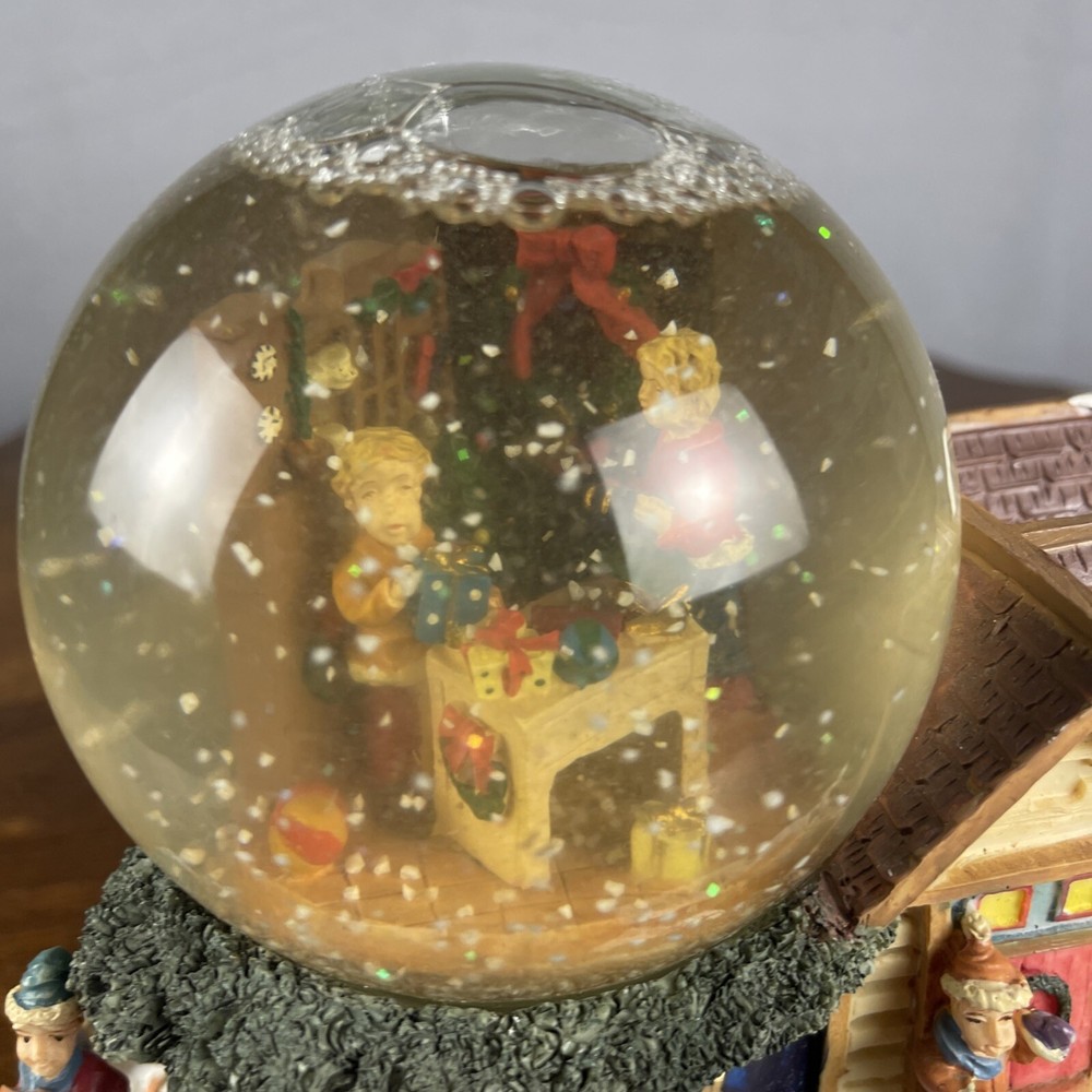 Snow Globe Santa’s Workshop Scene Music 6”