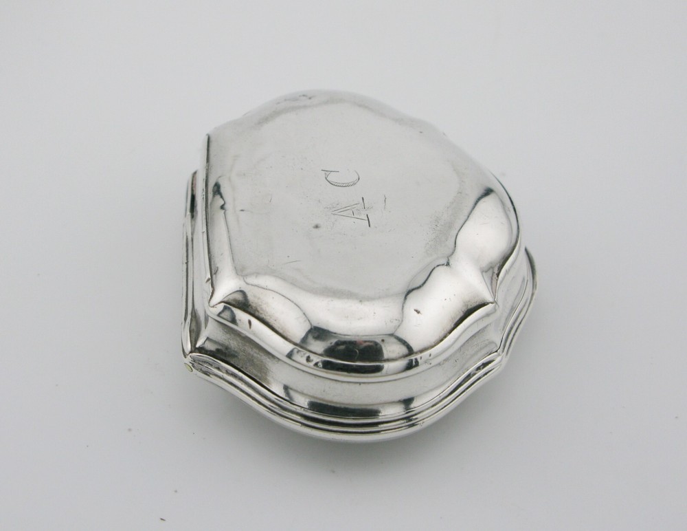 18th Century English silver agate hardstone snuff box