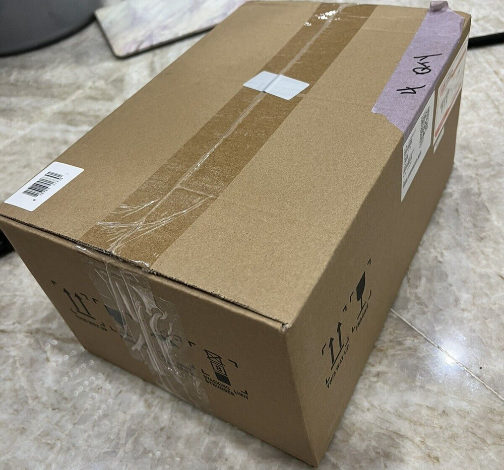 Hikvision PM Universal Camera Pole Mount Adapter, NEW