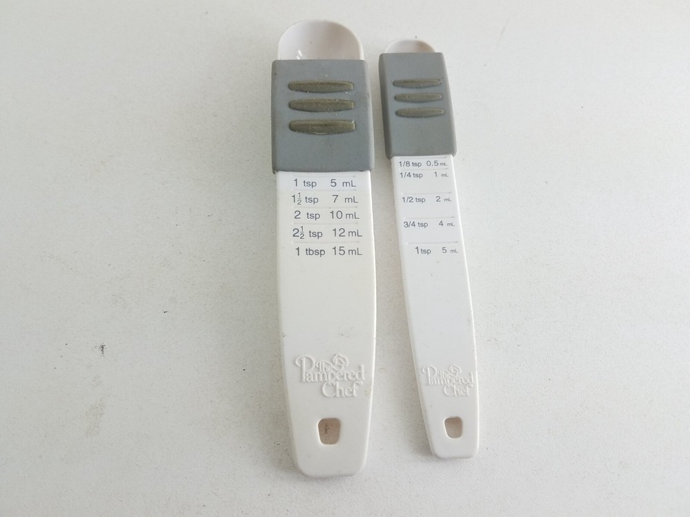 Pampered Chef Adjustable Measuring Spoon Set Two Pieces