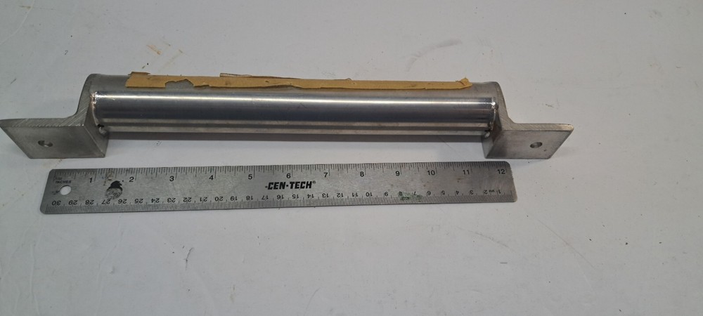 HR001 BRACKET ROLLER SLIDE FIRE TRUCK