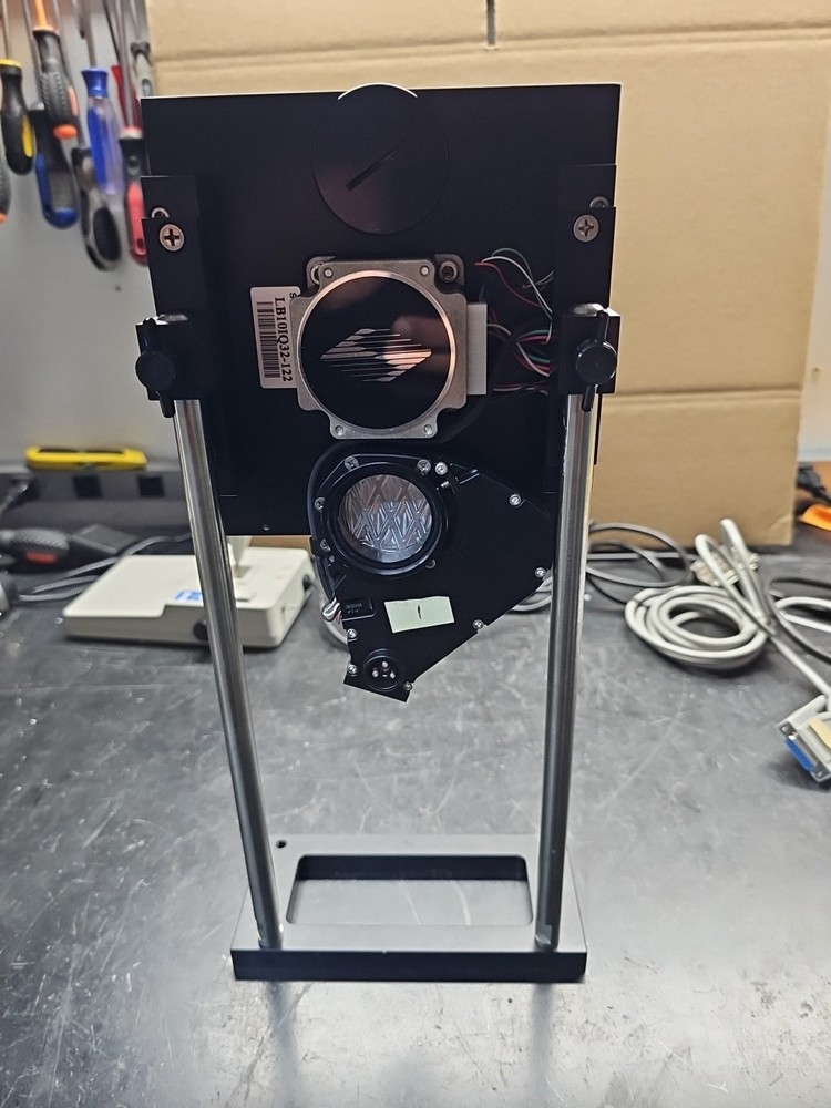 SUTTER INSTRUMENTS 32mm LB10IQ32 122 MICROSCOPE SHUTTER Stand