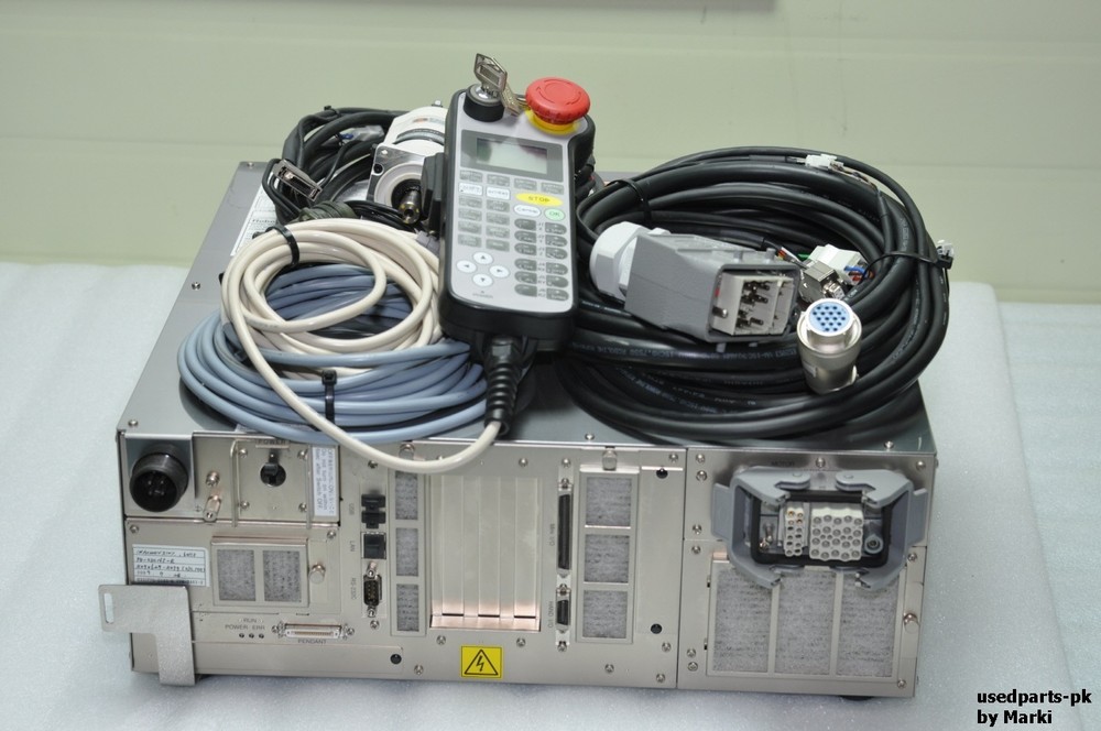 DENSO CONTROLLER RC7M-WLBA & MP7ME3P4 PENDANT & FULL CABLES & SERVO MOTOR