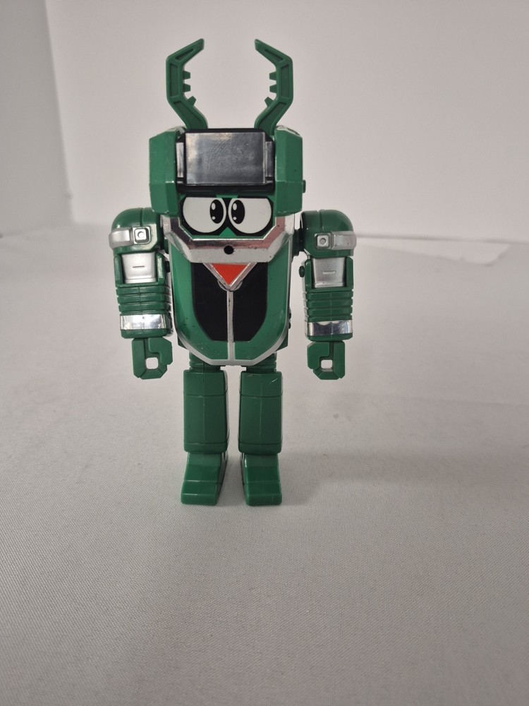 BANDAI JAPANESE ROBOT