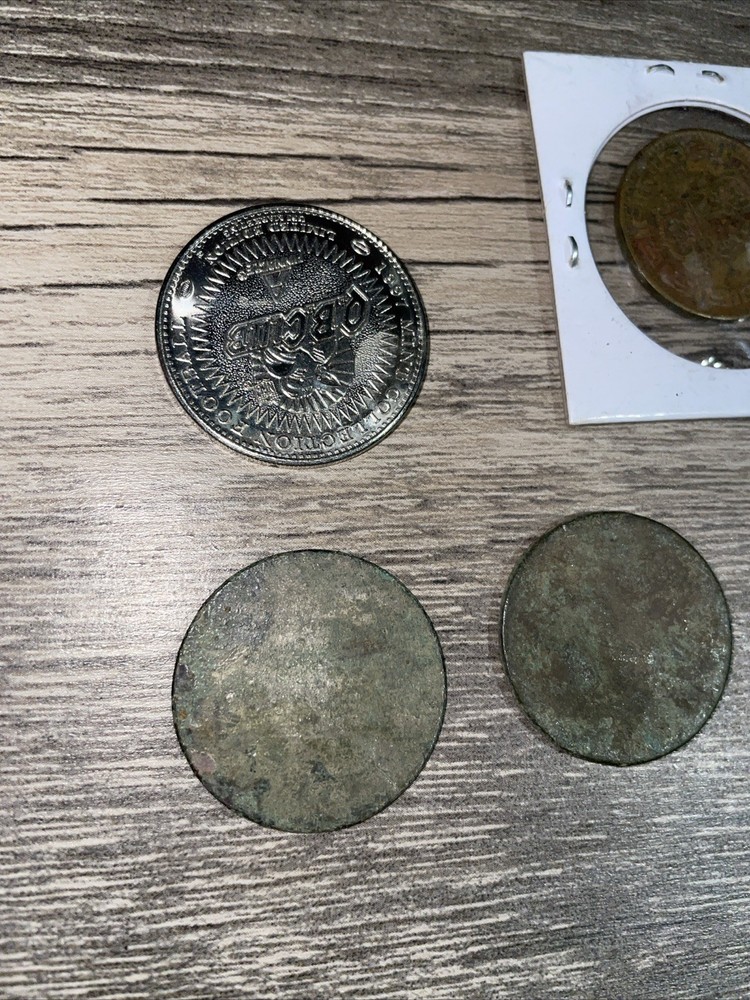 7 Random Estate Find Coins.