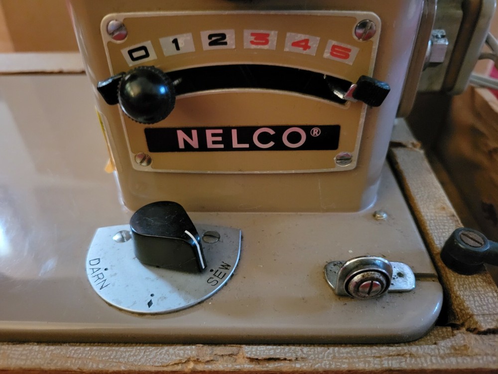 VINTAGE Nelco Sewing Machine ZBB-1 TESTED WORKS GREAT
