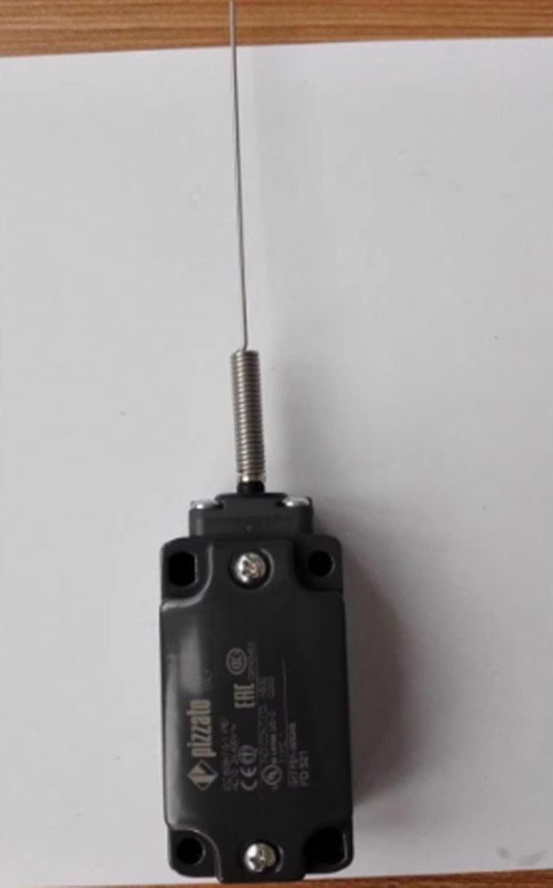 NEW Pizzato Limit switch FD521