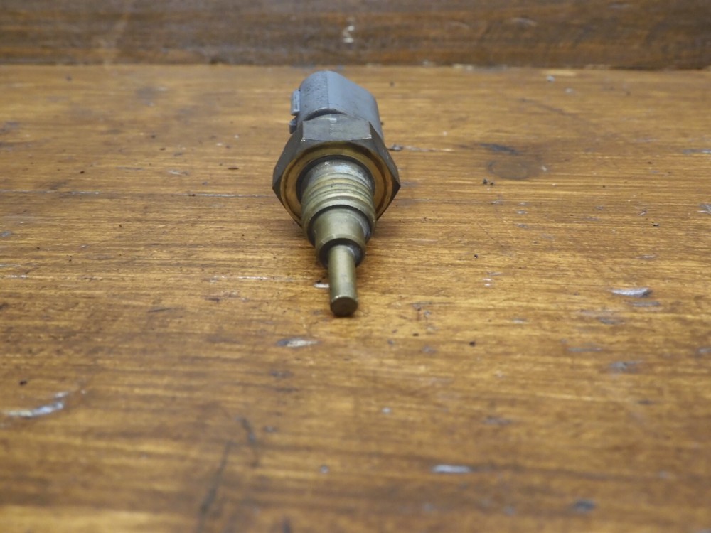 HONDA CBF600 CBF 600 2004 WATER TEMPERATURE SENSOR