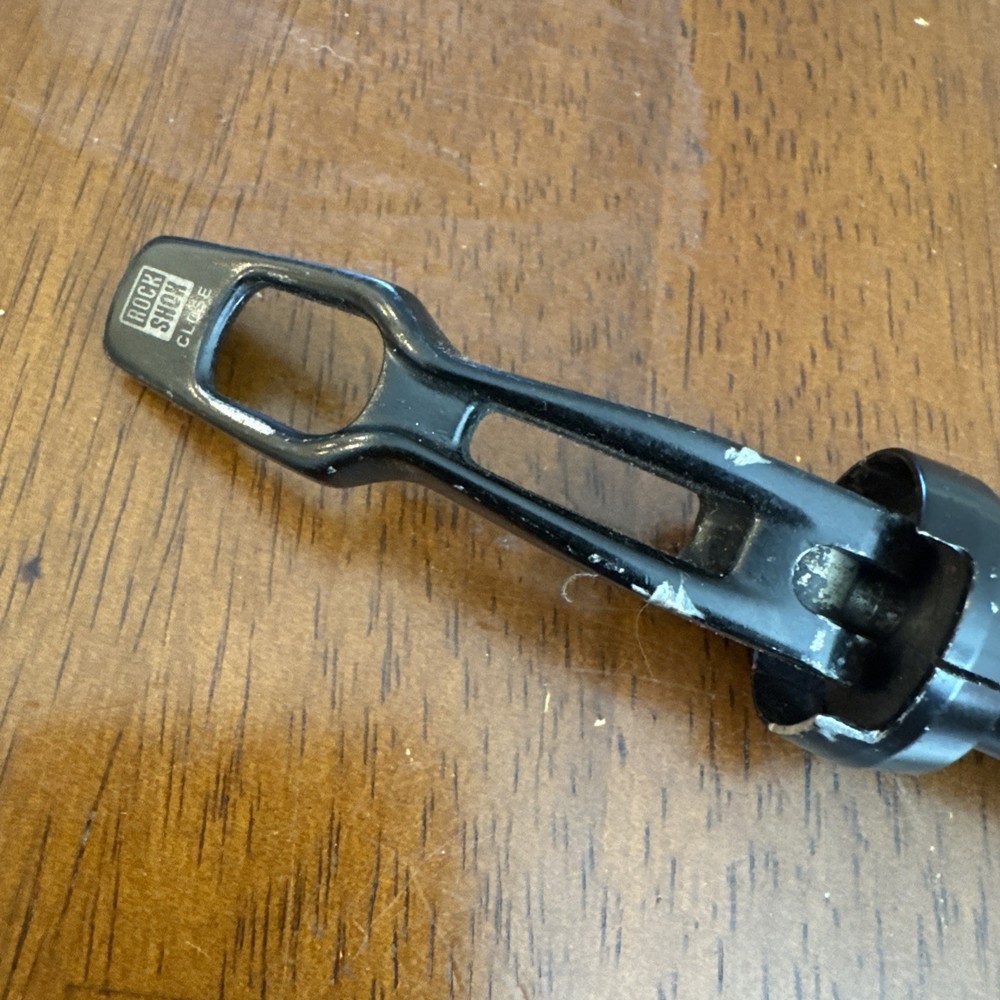 Rock Shock Front Thru Axel 15mm