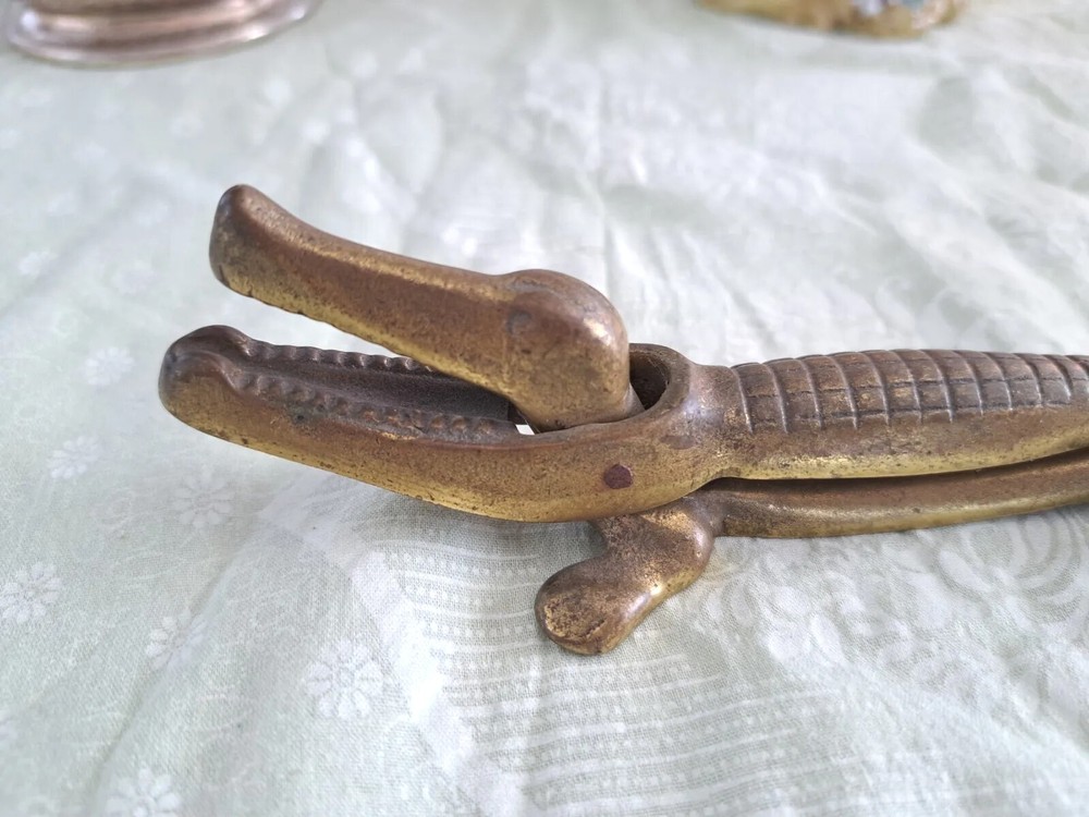 Orig. Old Cast Iron Crocodile Figural Gator Nutcracker NICE! Made in England