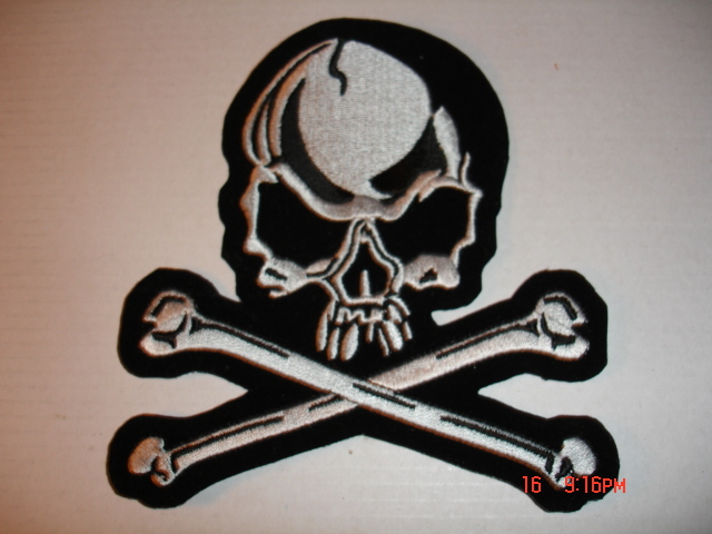 SKULL & CROSSBONES EMBROIDERED PATCH, SMALL 3" X 3 3/4"