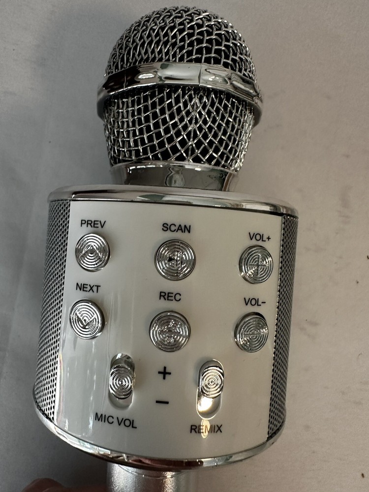 Wireless Bluetooth Karaoke Microphone