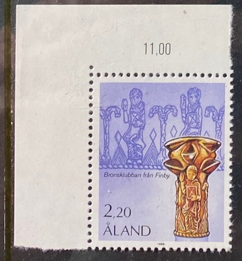 ALAND 15 Beautiful Mint NEVER Hinged MARGIN Value