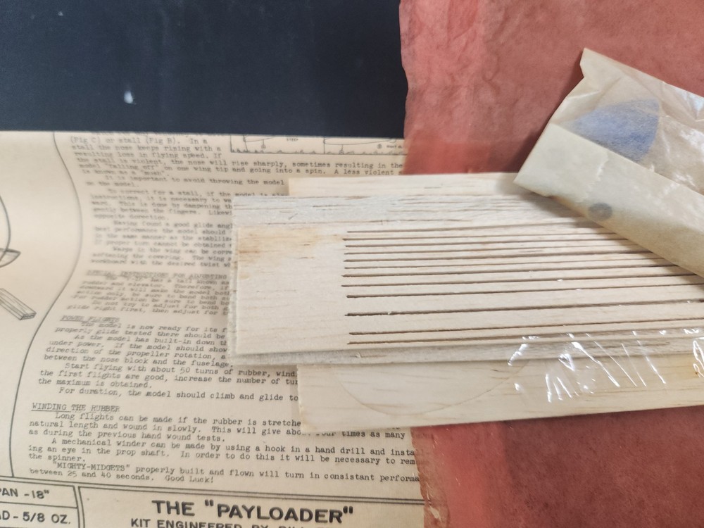 Vintage Berkeley balsa model airplane kit Mighty Midgets Payloader