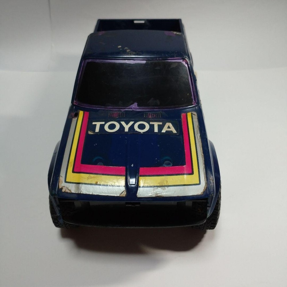 Hilux Surf radio control intage