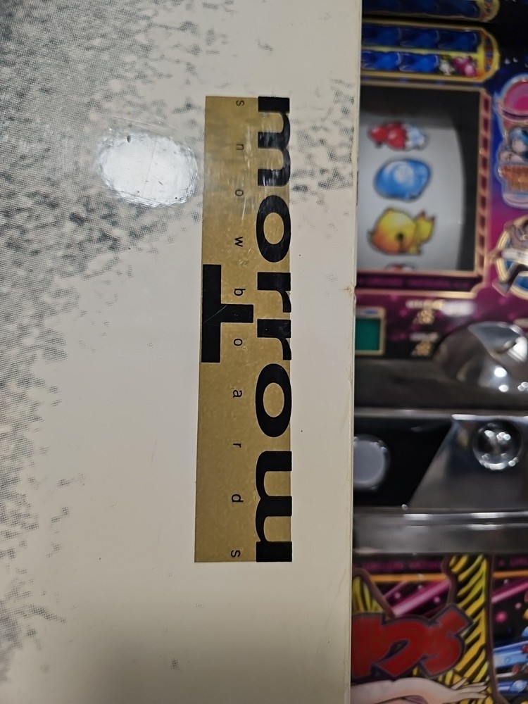 Morrow Snowboard 165cm. No Bindings