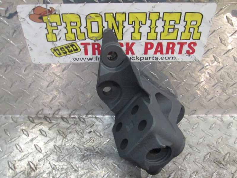 Engine Mount 1670903 (548-10991)