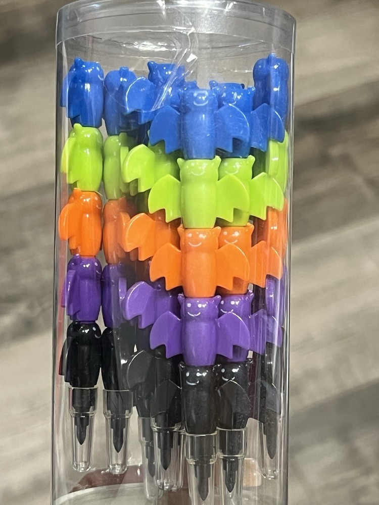 happy Halloween Stackable Crayons Bat Shaped 12 Count Free Shipping
