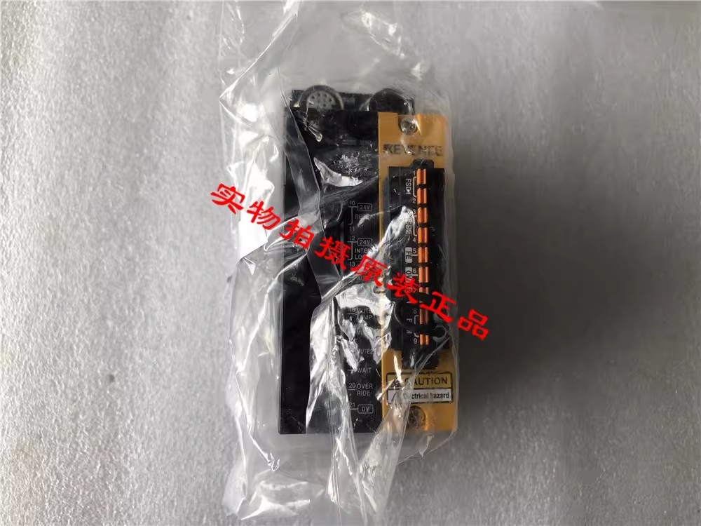 1Pcs New KEYENCE controller GL-T11R