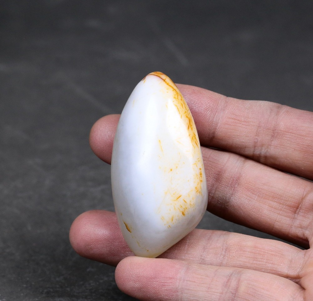 43G 100% Certified 100% Hetian jade Raw stone~和田玉油性洒金皮籽料原石