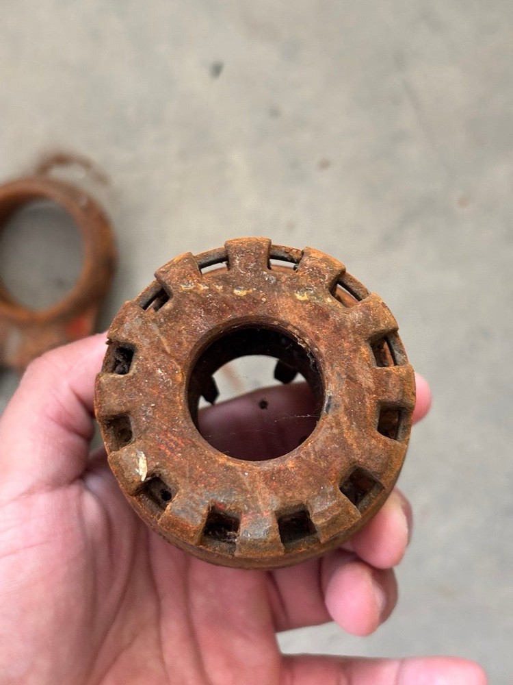 Ridgid Pipe Threader Die Holder With Handle & 3/4 Die Used