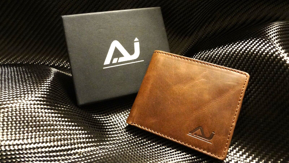 MEN'S LEATHER BIFOLD WALLET