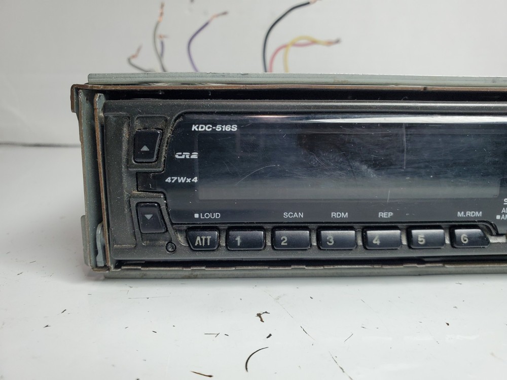 Kenwood KDC-516S Single DIN CD Player - Read Full Description
