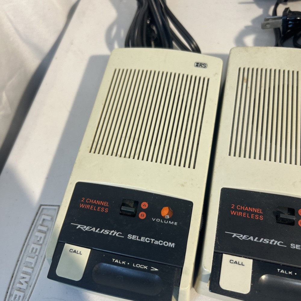 Realistic SELECTaCOM FM 2 Channel 4 Station Wireless Intercom System