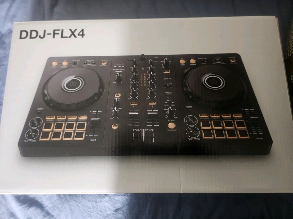 Pioneer DJ DDJ-FLX4 Double Deck Controller 16 Pads Loop/Sampler Mixer USB Black