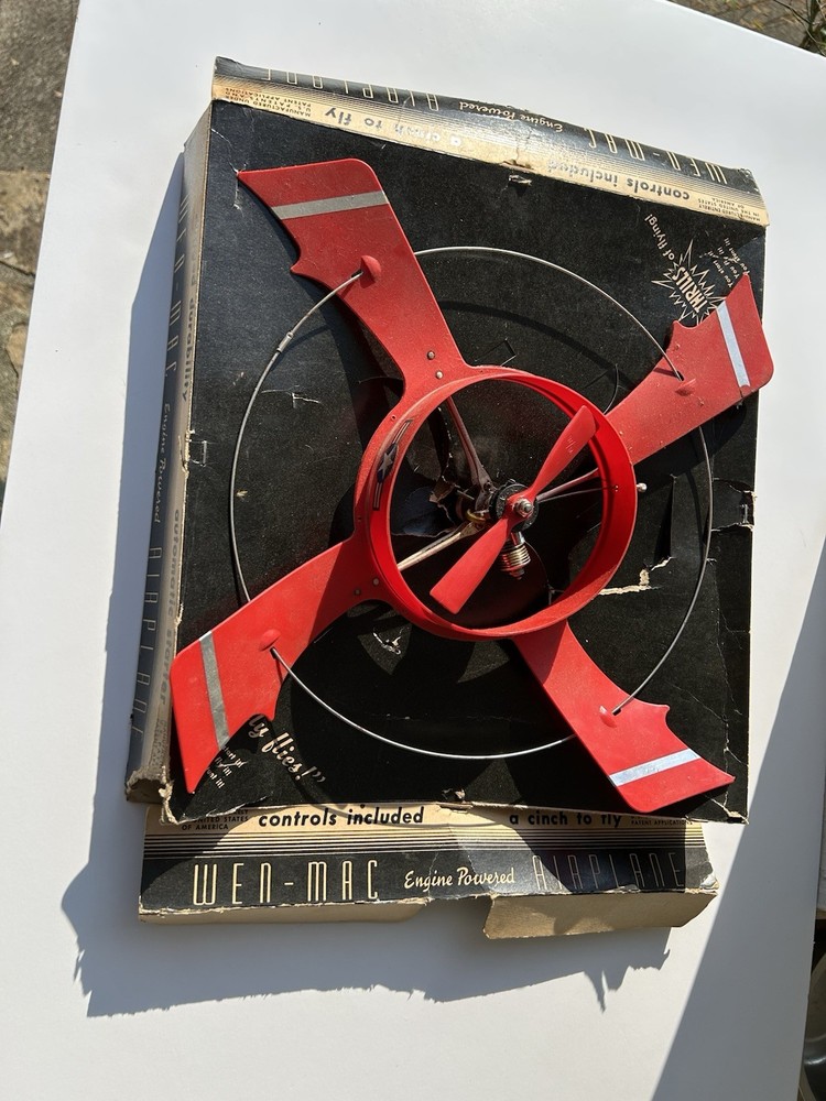 Wen Mac Engine Frisky's Flyer Satellite Flying Gas Engine