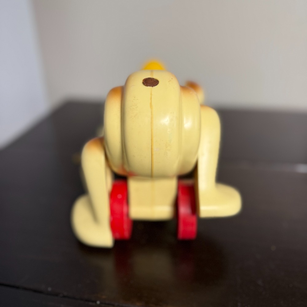 Vintage 1970s Hasbro Digger The Bloodhound Dog Sleuth Detective Pull String