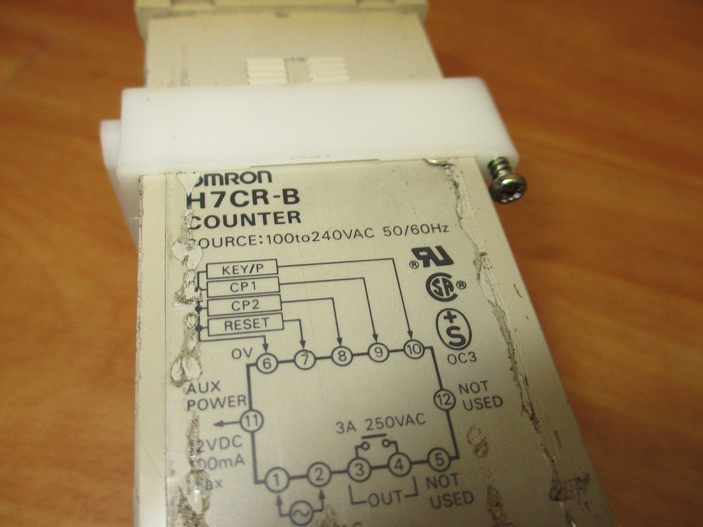 Omron H7CR-B *USED POWERS UP* Counter Panel Meter 100-240VAC