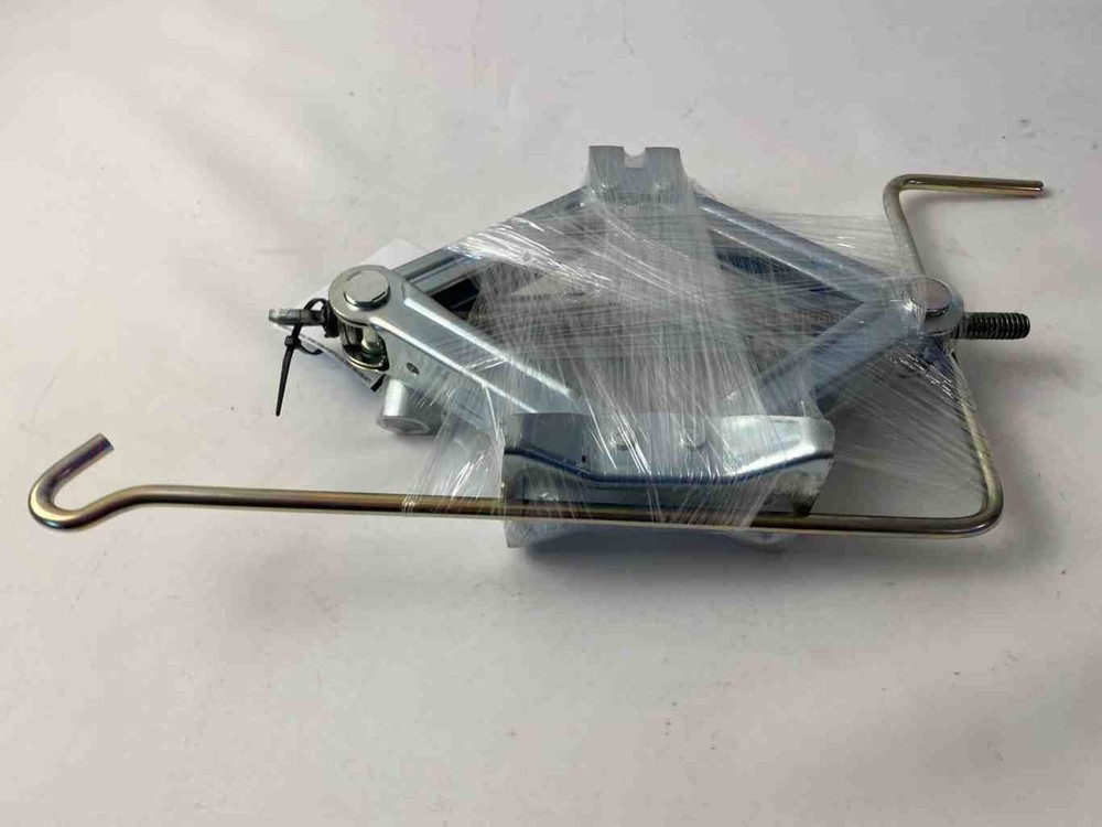 Jack Assembly SUBARU IMPREZA 24 w/tools