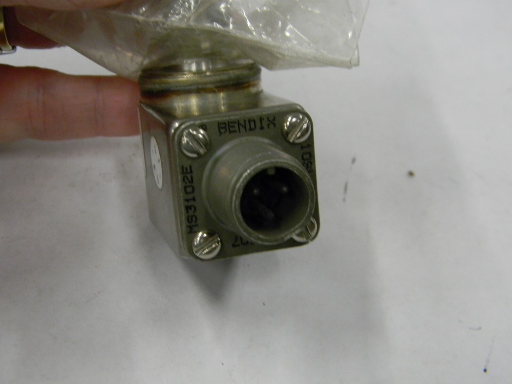 New Honeywell 1CH32-R Snap Action Plunger 4A Micro Switch E3
