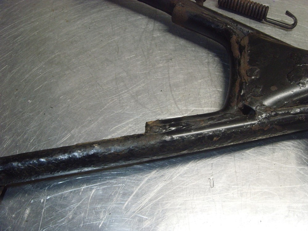 BENELLI BN 125 2022 MAIN CENTRE STAND+SPRING