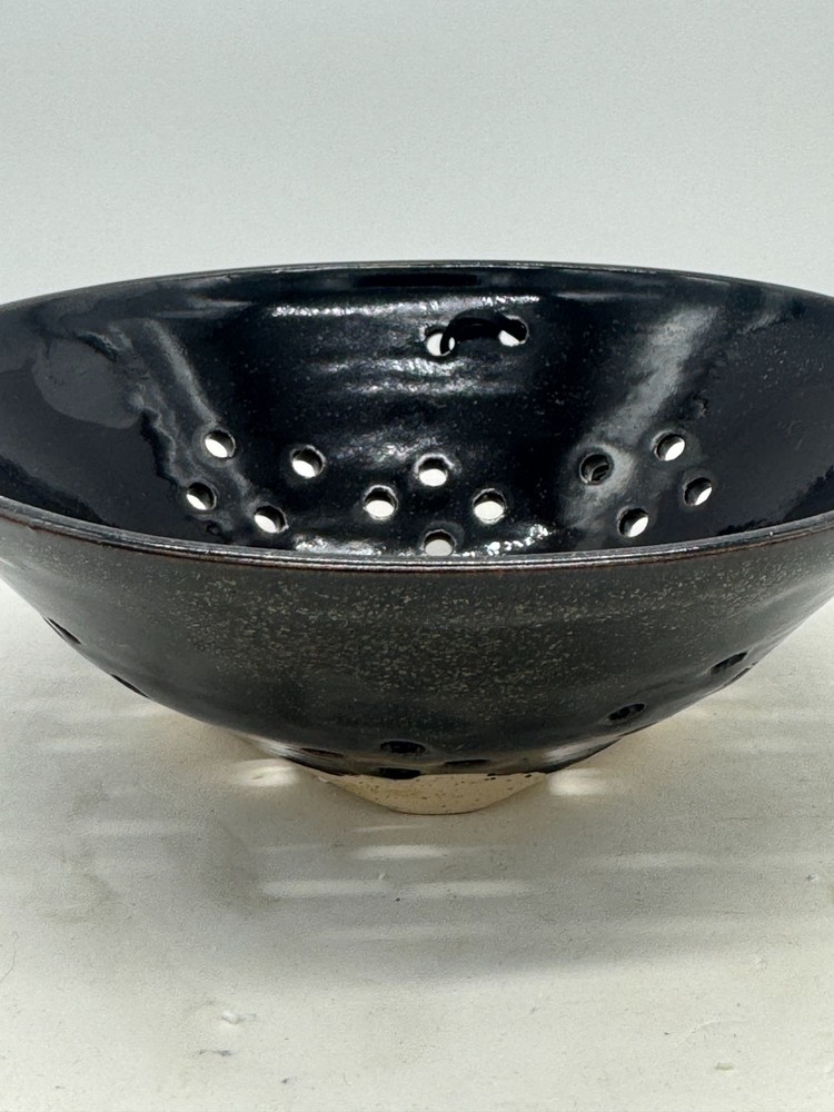 Studio Art Pottery Berry Strainer Colander Black Speckled Signed