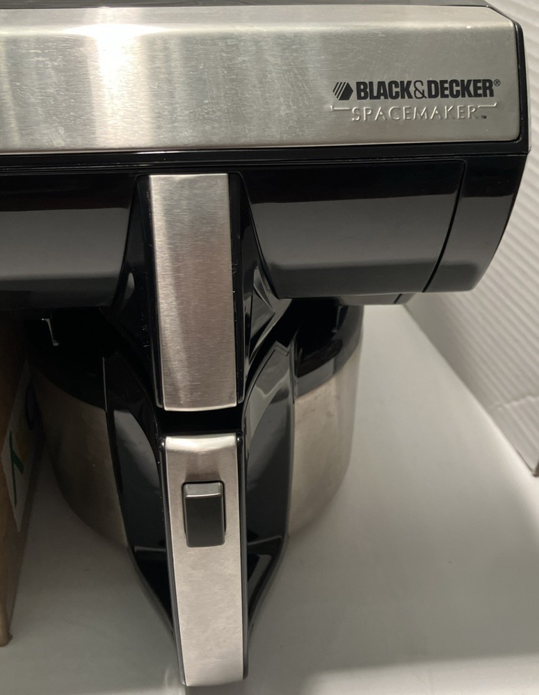 Black & Decker Spacemaker SDC850 Under Cabinet 8 Cup Coffee Maker - EUC -READ