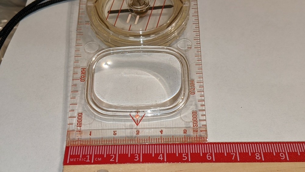 VINTAGE RUSSIAN COMPASS WITH BOX