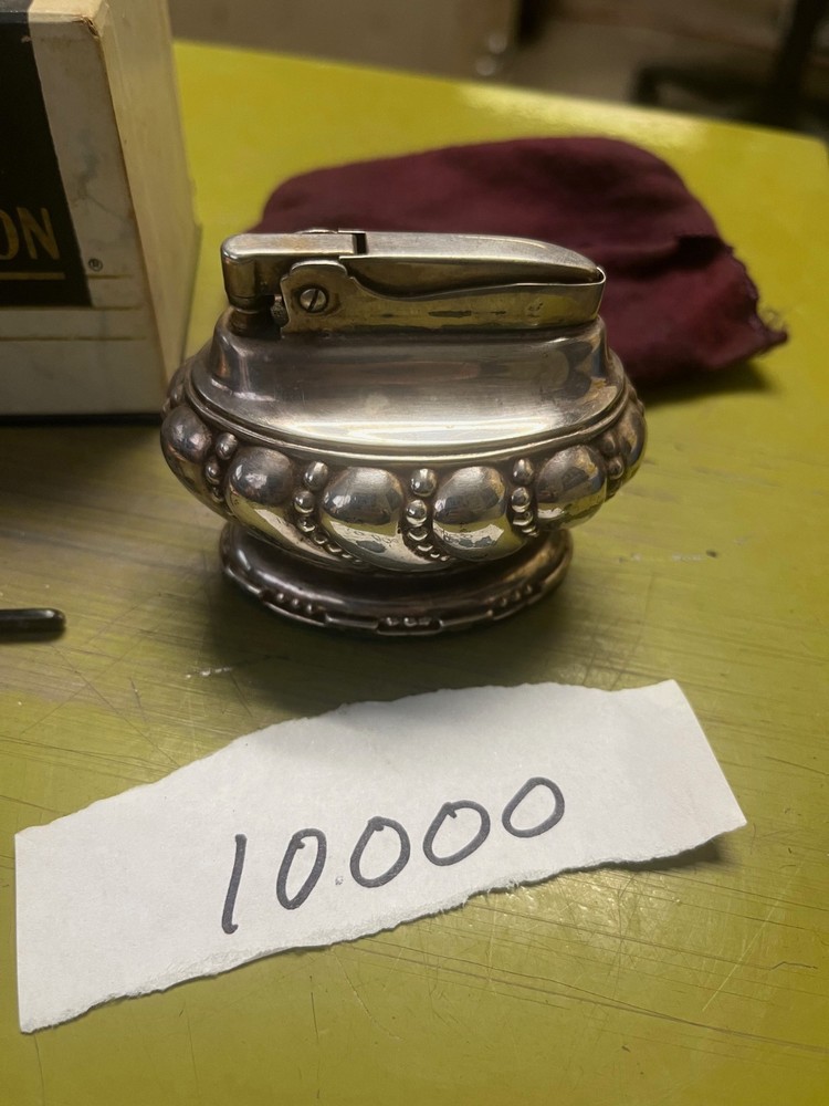 Vintage “Crown” Silver-Plated Ronson Table Lighter With Box