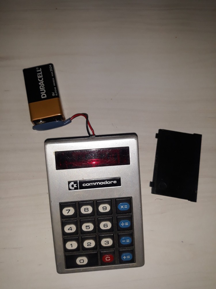 Commodore Minuteman * 6 Hand Held Calculator Working