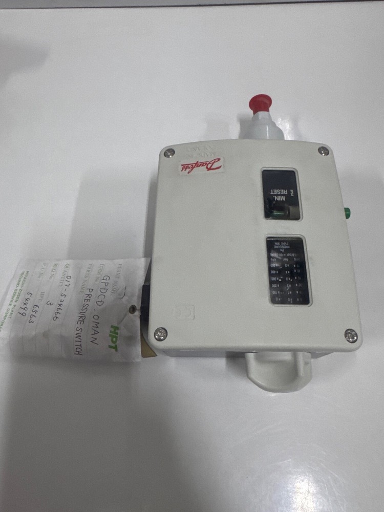 Danfoss 017-524666 Pressure switch