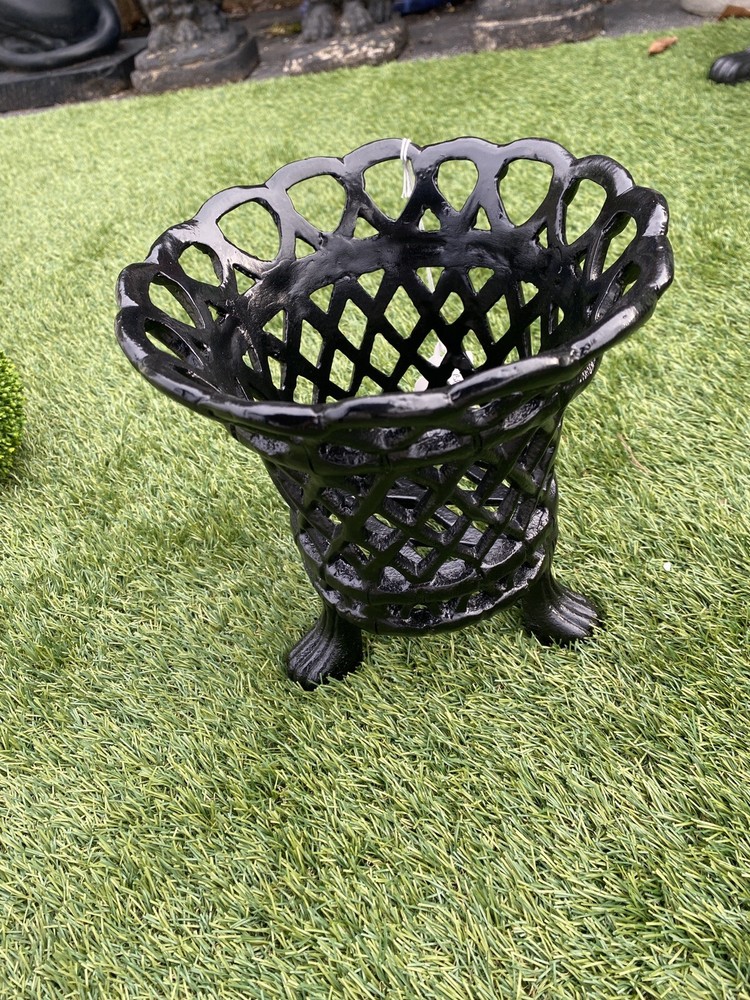 Garden Urns Planter 8”