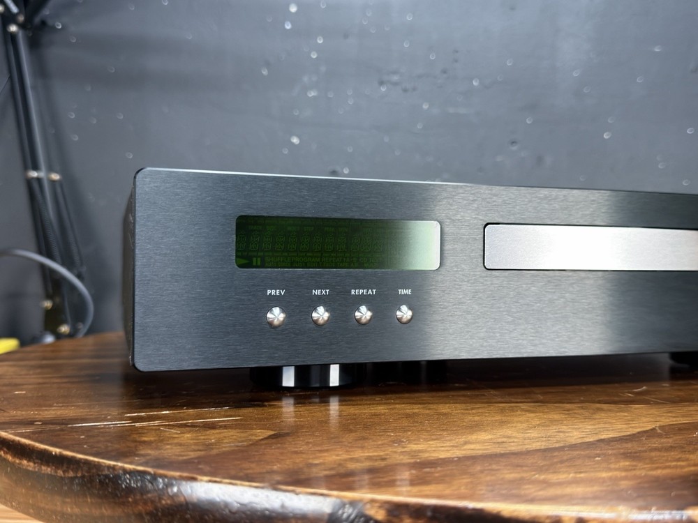 Primare D20 CD Player W/ Original Manual