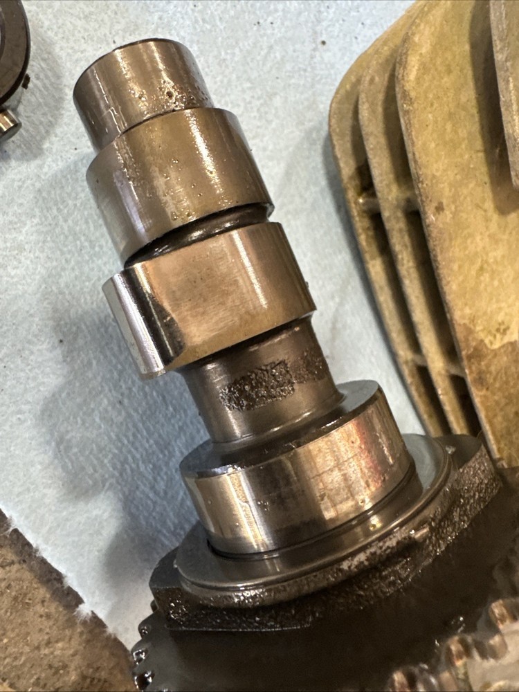 Honda Fourtrax 125 Cylinder Head 1987